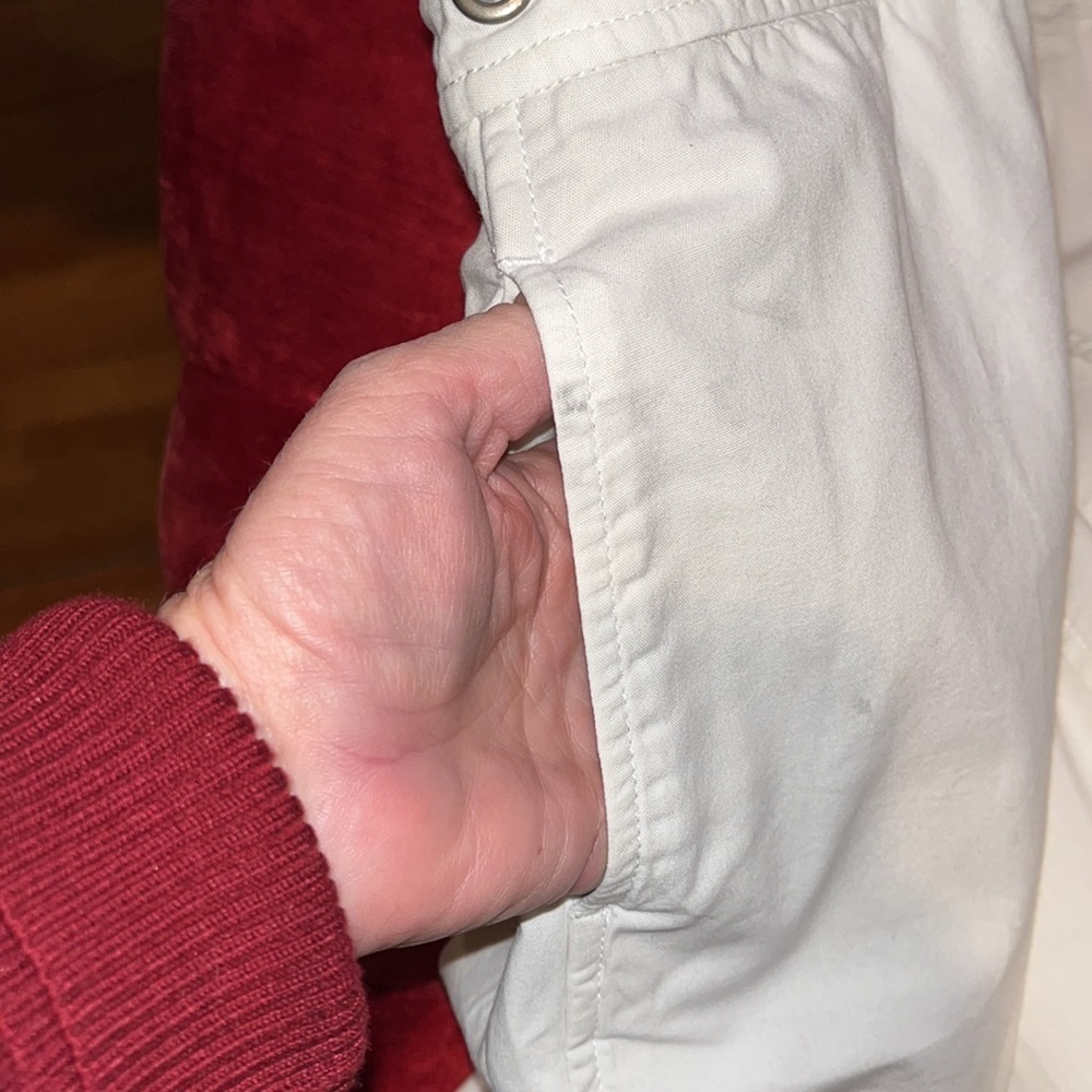 Dockers size 16 cotton skirt with built in shorts, pockets with rope accessory - Picture 6 of 7